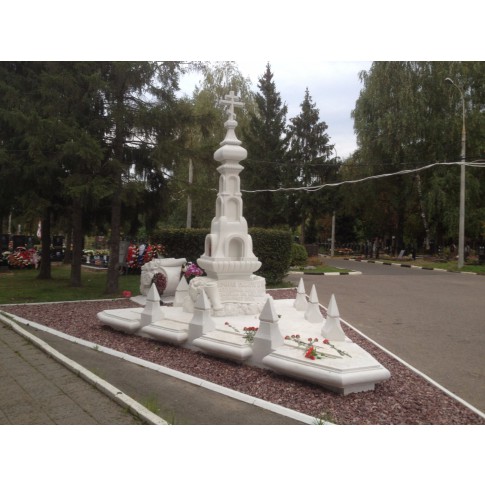Памятники на Николо–Архангельском кладбище